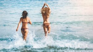 Bikini pro plnoštíhlé: Krásné plavky pro každou postavu