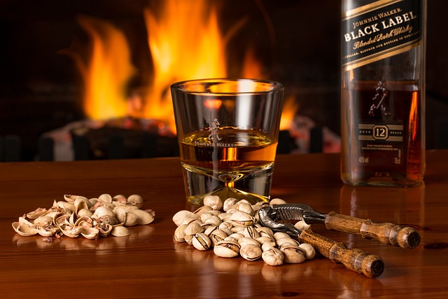 4. Tipy pro zábavu a bezpečnost při ochutnávání whisky: Jak si vychutnat tento nápoj podle vlastních preferencí a přitom se chránit